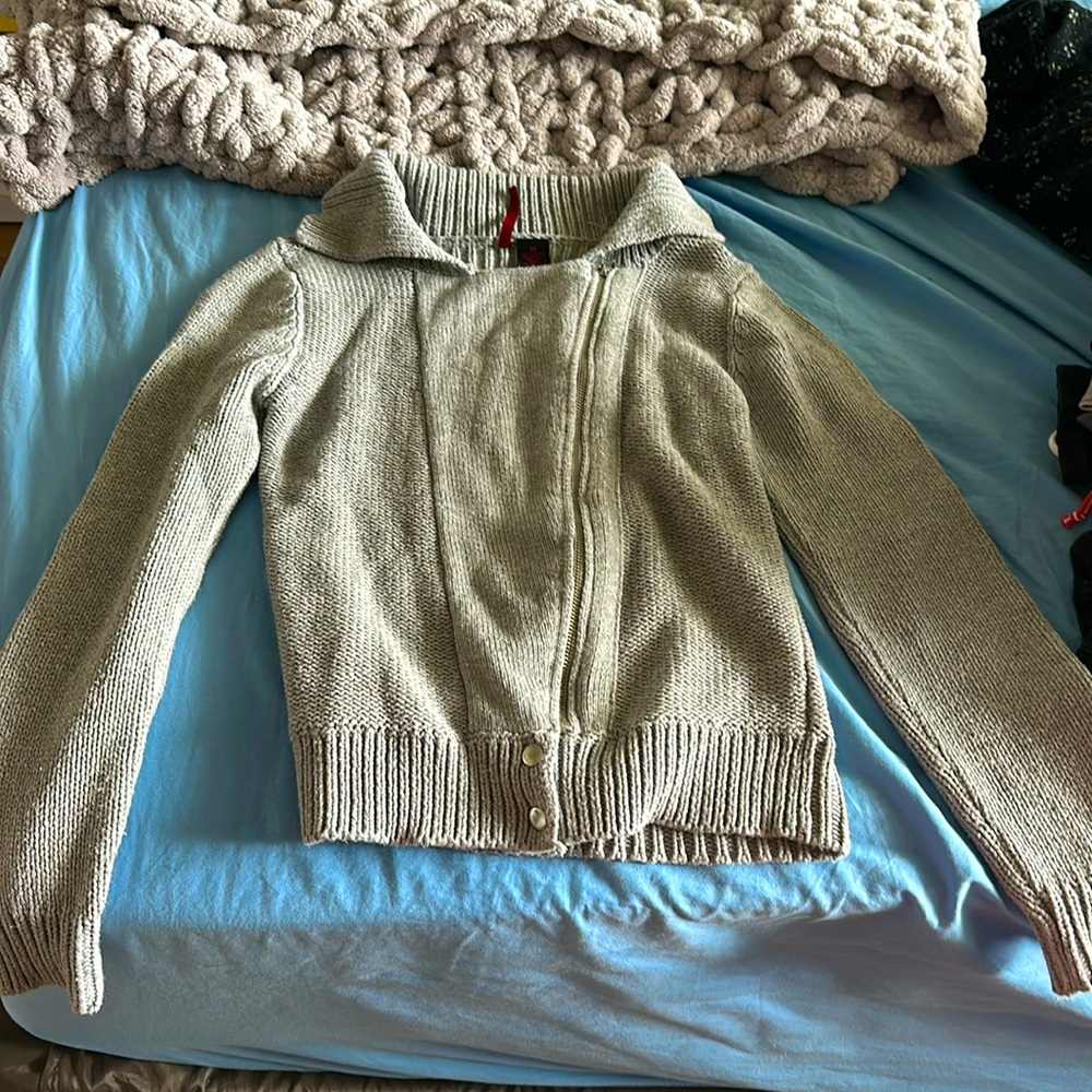 Knitted zip up sweater